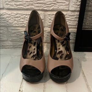 Elegant Women's Peep-Toe Heels